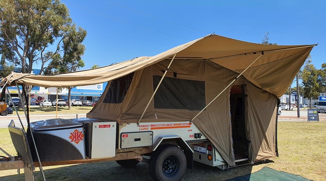 Off road camper trailer