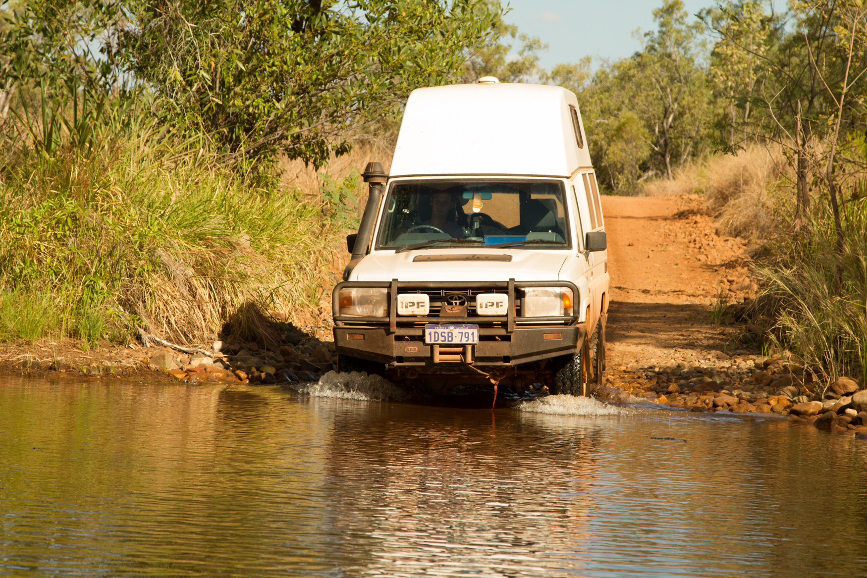 4WD Camper Hire Perth Australia 4x4 Campervan Rentals Darwin 4WD