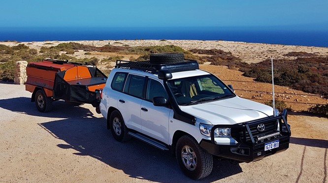 Prado with Camprite off road trailer