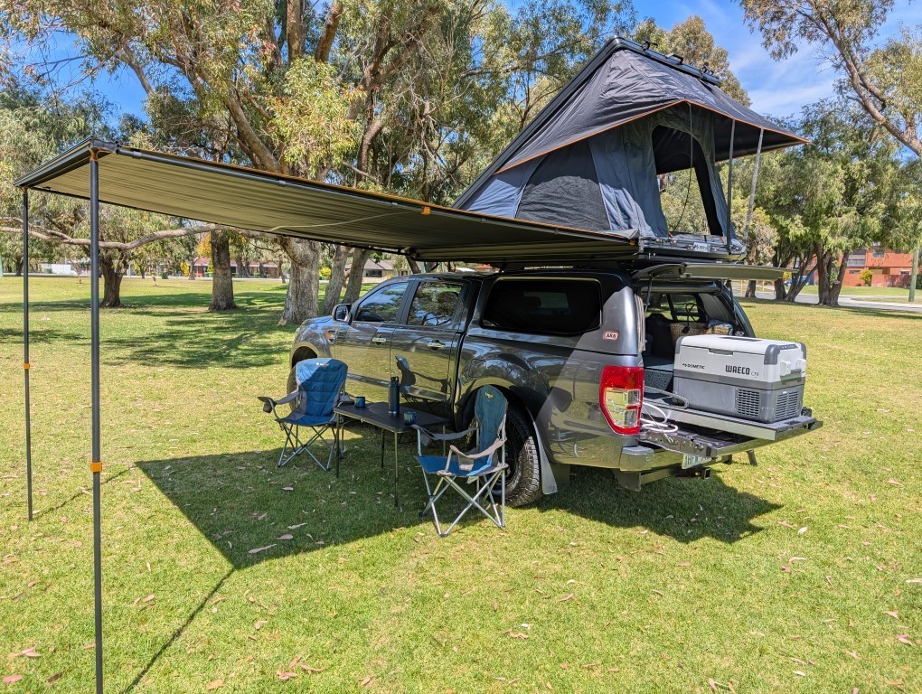 Nomad roof tent