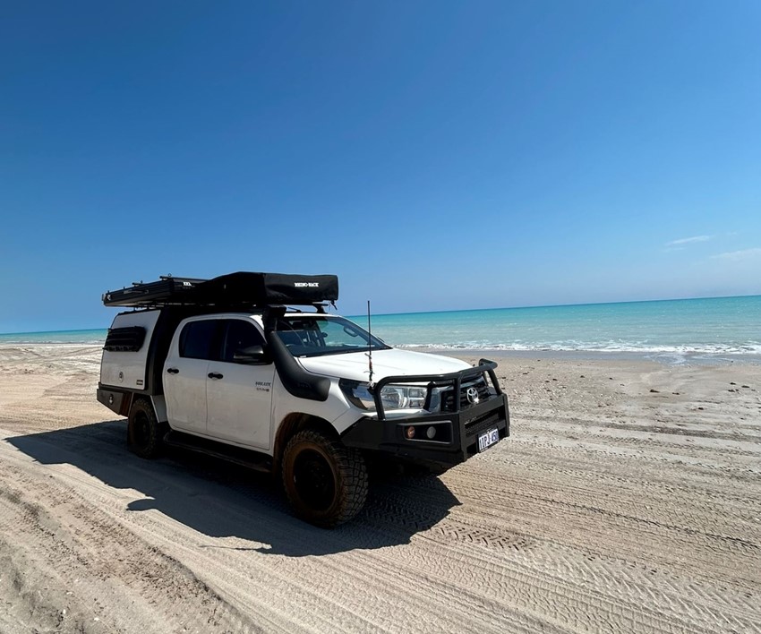 Hilux 4WD Camper on 80 Mile Beach