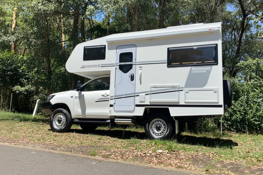 Hilux motorhome - Perth, Broome, Darwin v.v.