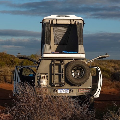 Hard shell roof tent 4x4 camper Australia
